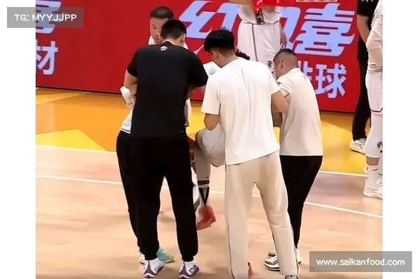 首钢王牌锋线13投27分6板再现关键表现 或冲击NBA舞台 首钢王牌锋线13投27分6板再现关键表现 或冲击NBA舞台